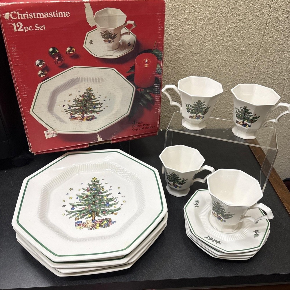 Nikko~Christmastime/Happy Holidays~12 pcs Dinner Set~IOB